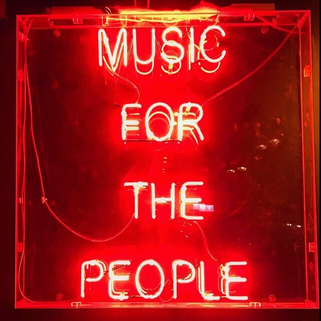 Club Rotes Kliff 1 Club Rotes Kliff 1