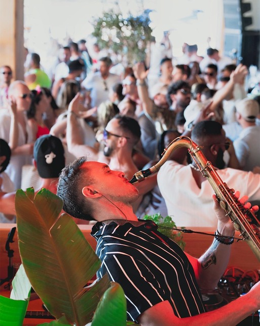 Super Paradise Beach Club