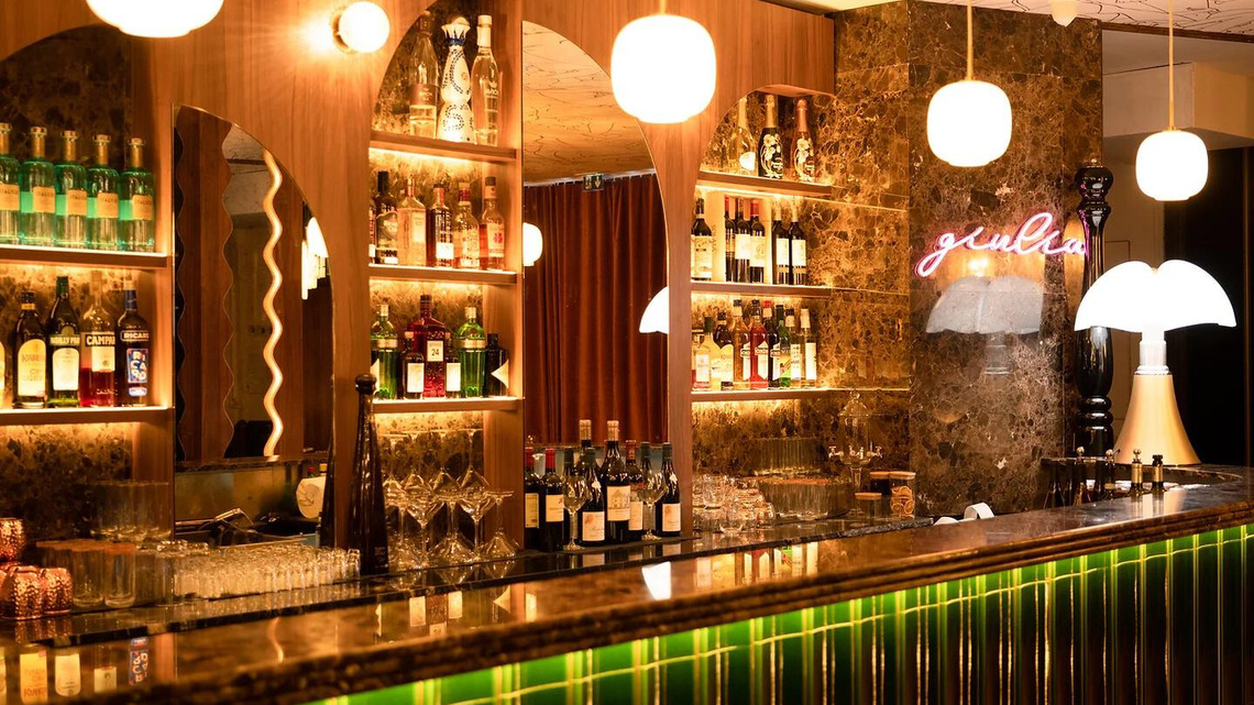 Giulia Paris 1 Giulia Paris 1