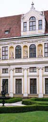 Residenz2,_MünchenCROP.jpg